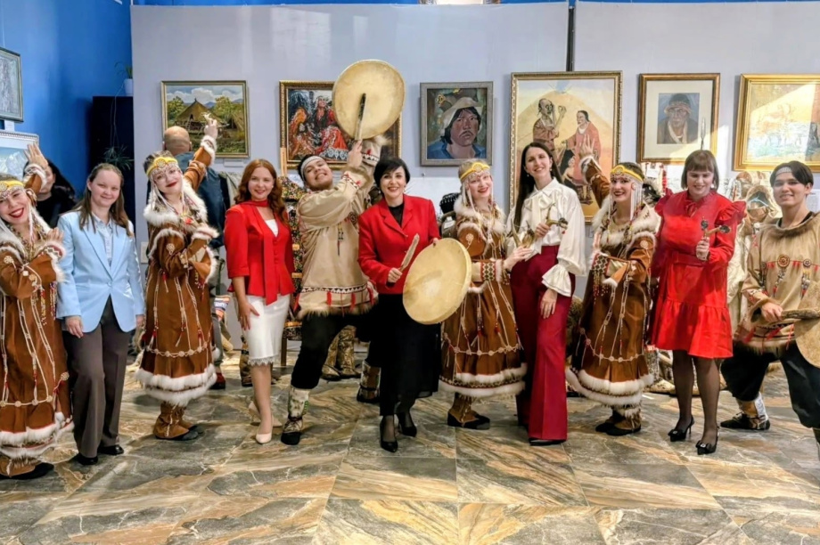 В Вязьме открылась выставка «Амто, Корякия!». Культурно-выставочный центр Вязьмы, Администрация Вяземского муниципального округа. Фотография 1