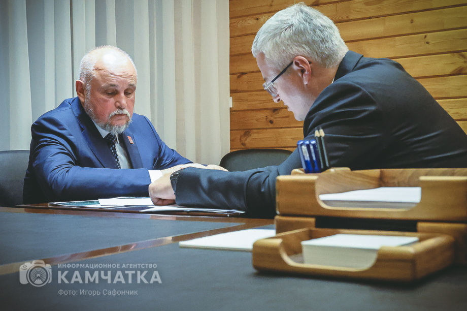 Глава Минэнерго РФ и губернатор Камчатки обсудили будущее энергетики полуострова. Фото: «Камчатка Сегодня» \ Игорь Сафончик. Фотография 12