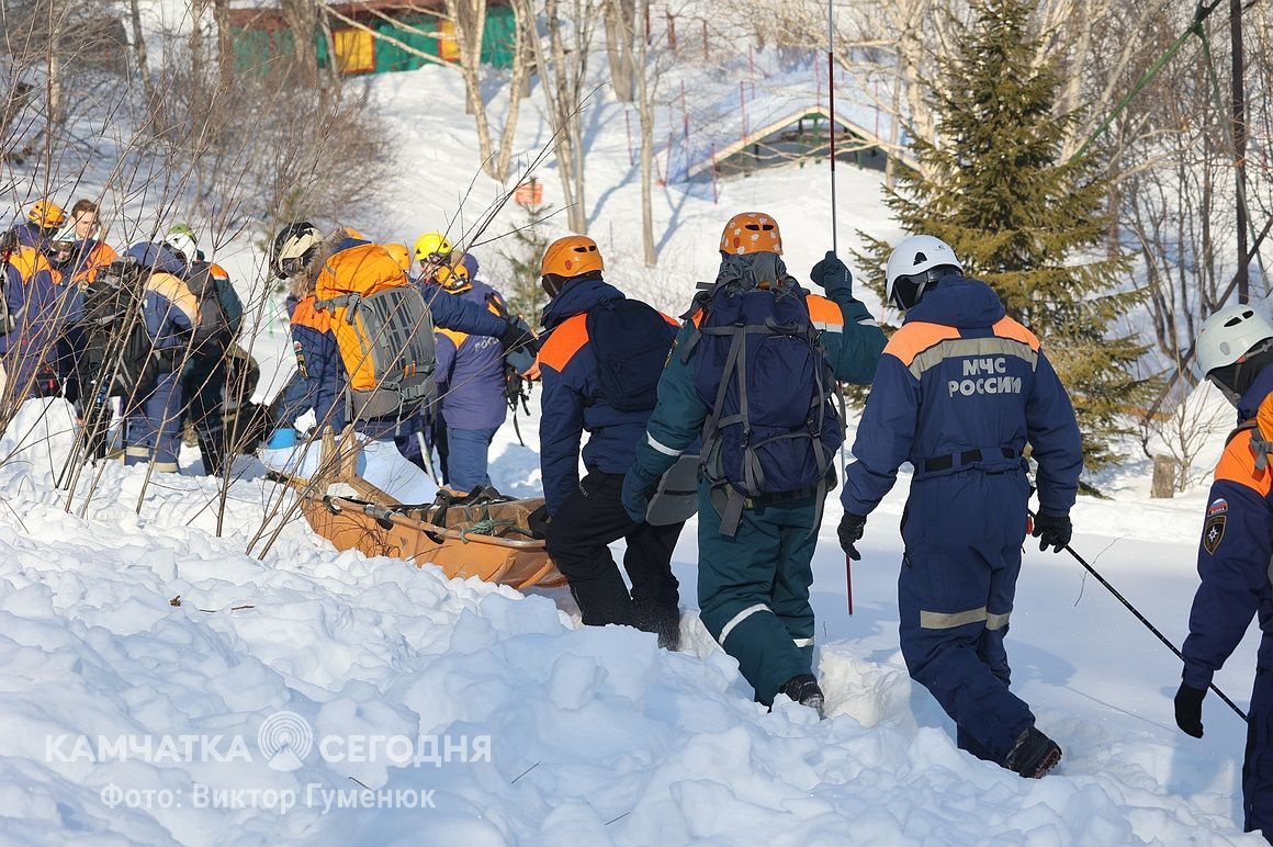 Тренировка по поиску людей в лавинах на Камчатке. Фоторепортаж. Фото: Виктор Гуменюк/ИА "Камчатка". Фотография 26