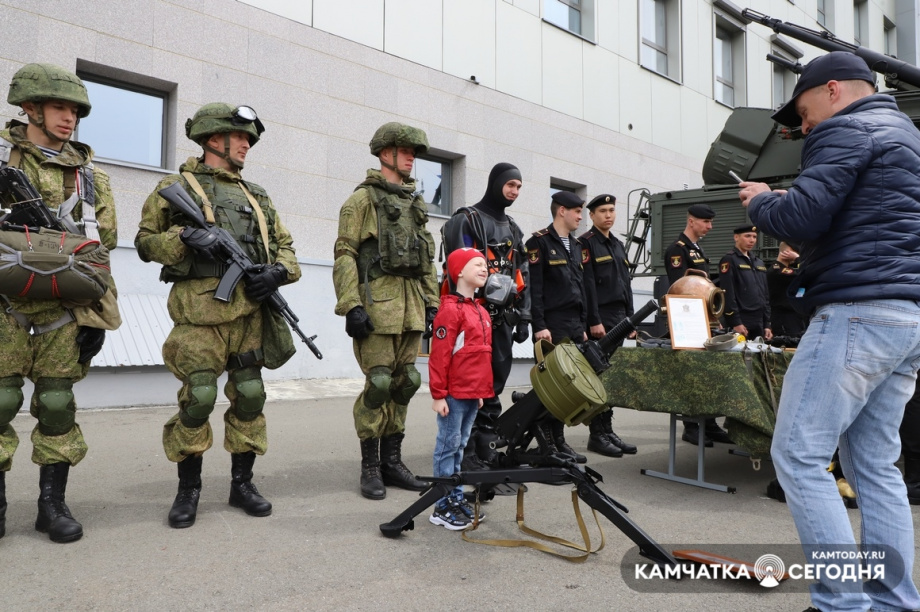 Военная служба по контракту — твой выбор!. Фото: Виктор Гуменюк. Фотография 42