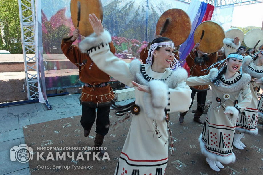 Корякскому национальному ансамблю «Мэнго» сегодня 59 лет. фото: Виктор Гуменюк. Фотография 15