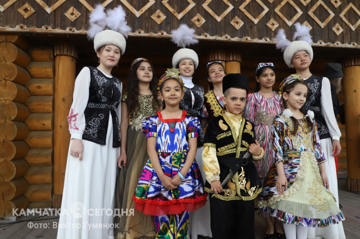 День независимости Азербайджана отметили на Камчатке. Фоторепортаж. фото: Виктор Гуменюк. Фотография 2
