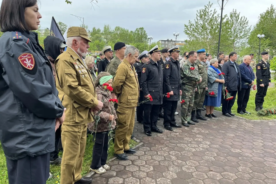 В Петропавловске-Камчатском почтили память ветеранов боевых действий. . Фотография 4