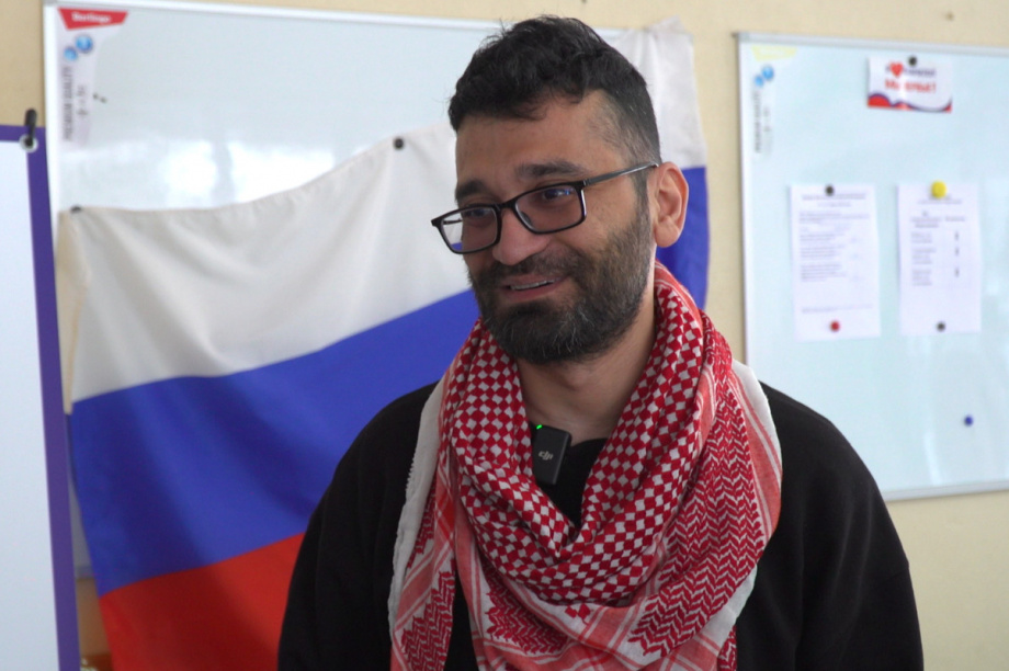 Молодые иностранцы оценили выборы Президента РФ на Камчатке. Фото: ИА «Камчатка»  . Фотография 3