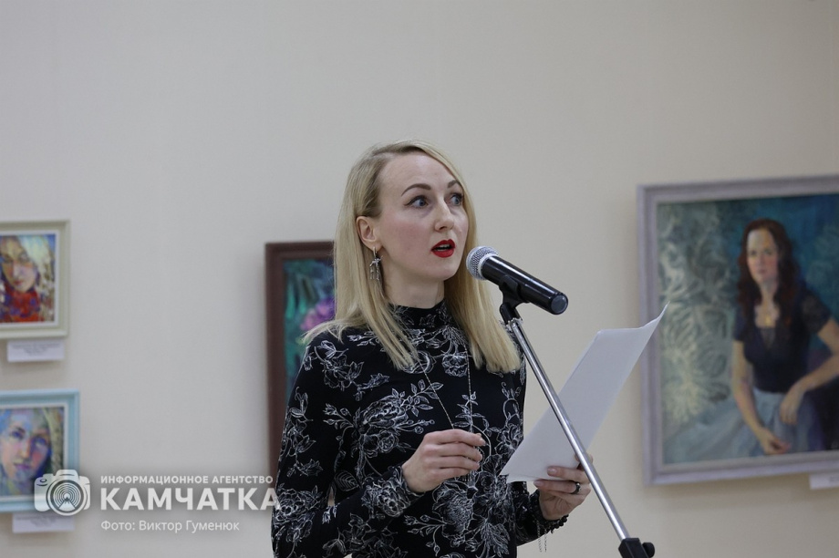 Художественная выставка «Место встречи» открылась на Камчатке. Фоторепортаж. фото: Виктор Гуменюк. Фотография 35