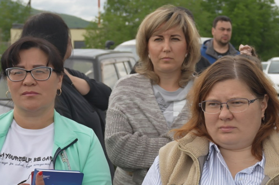 Губернатор Камчатки встретился с владельцами земельных участков в городе Елизово. Фото: kamgov.ru. Фотография 4