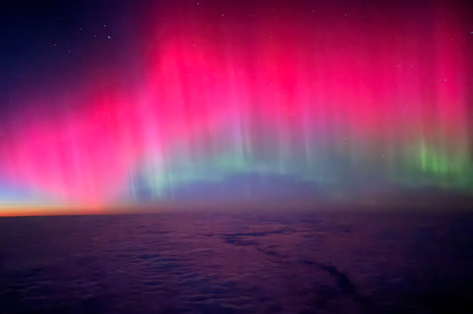 Северное сияние зафиксировано в Петропавловске-Камчатском. . Фотография 3