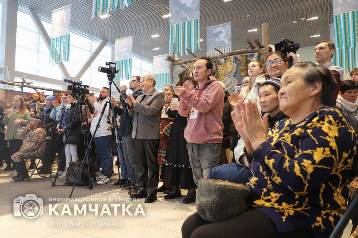Открытие XII региональной выставки «Сказочная Камчатка». Фоторепортаж. . Фотография 95