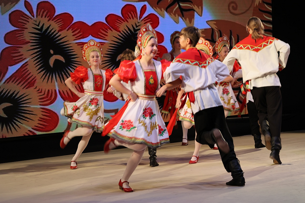 «В семье единой» — XX-й Многонациональный фестиваль состоялся в Петропавловске (фоторепортаж). Фото: Виктор Гуменюк. Фотография 42