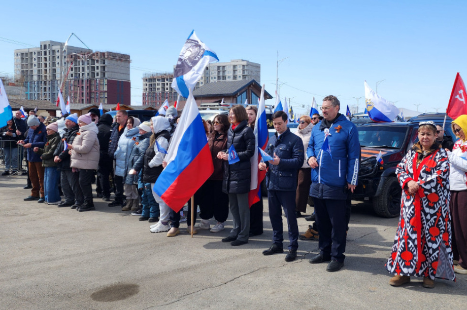 Масштабный «Автопробег Победы» состоялся на Камчатке. Фото с сайта kamgov.ru. Фотография 1