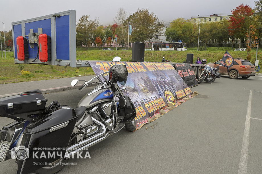 Камчатские байкеры завершили мотосезон 2024 года (фоторепортаж). Фото: ИА «Камчатка» . Фотография 19