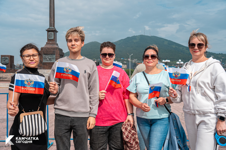 День государственного флага России отметили на Камчатке. Фоторепортаж. . Фотография 4