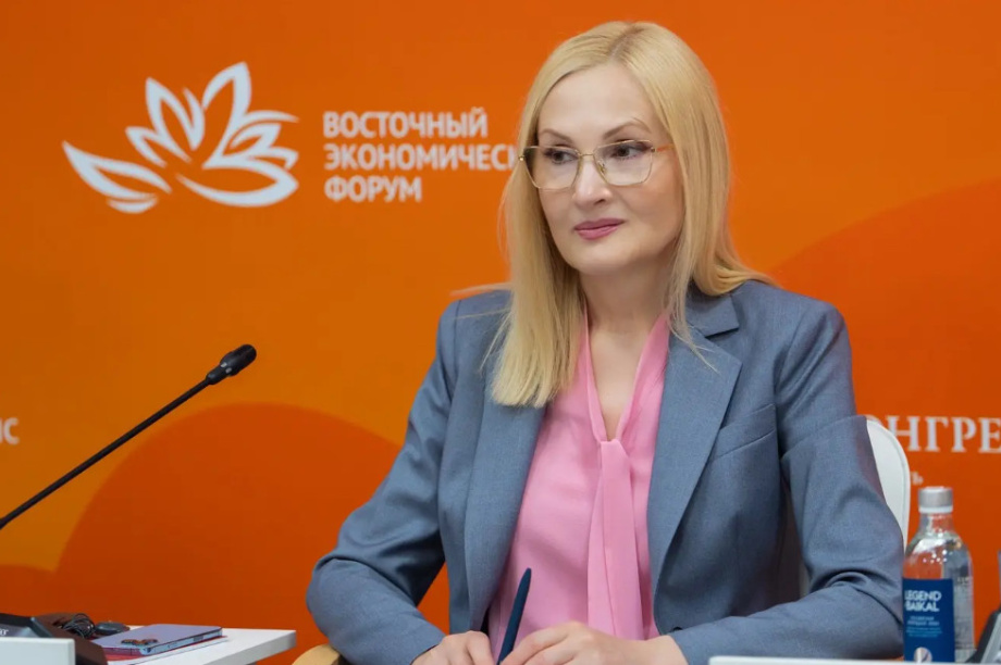 Ирина Яровая предложила упростить порядок госпитализации для помощи дальневосточным пациентам. Фото: Росконгресс. Фотография 2