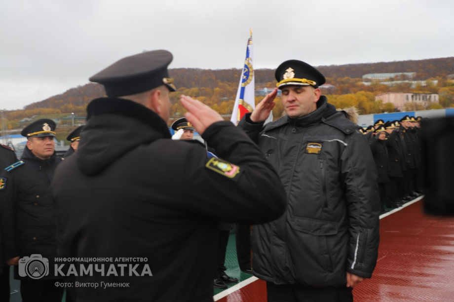 АРПК «Генералиссимус Суворов» причалил к берегам родной бухты в Вилючинске на Камчатке. Фото: Виктор Гуменюк . Фотография 26