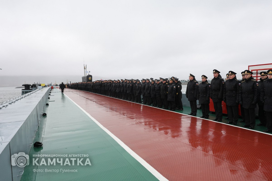 АРПК «Генералиссимус Суворов» причалил к берегам родной бухты в Вилючинске на Камчатке. Фото: Виктор Гуменюк . Фотография 3