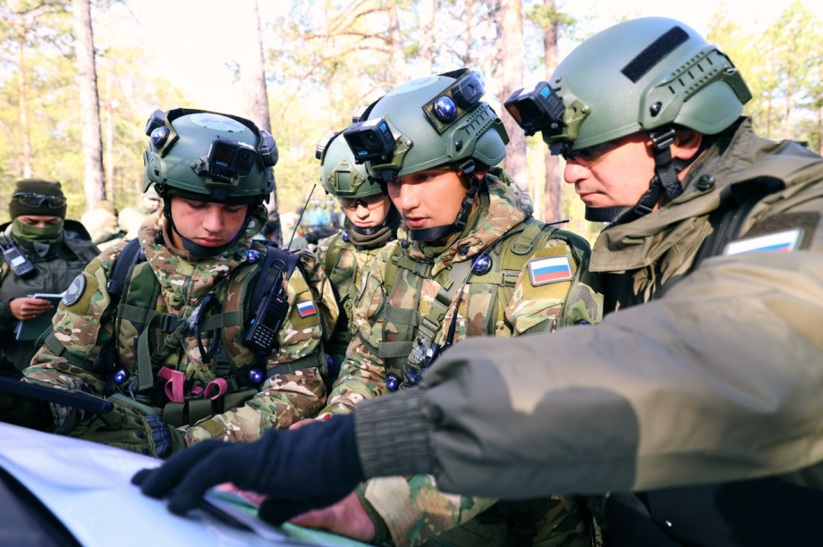 415 воспитанников Центра «ВОИН» получили ступени отличия «Курсант-боец» и «Курсант-гвардеец». 