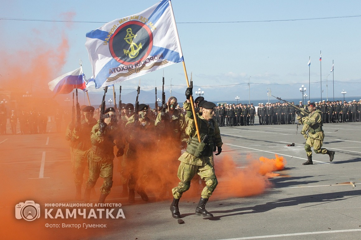 День морской пехоты отмечают на Камчатке. Фотоподборка. Фото: Виктор Гуменюк. Фотография 20