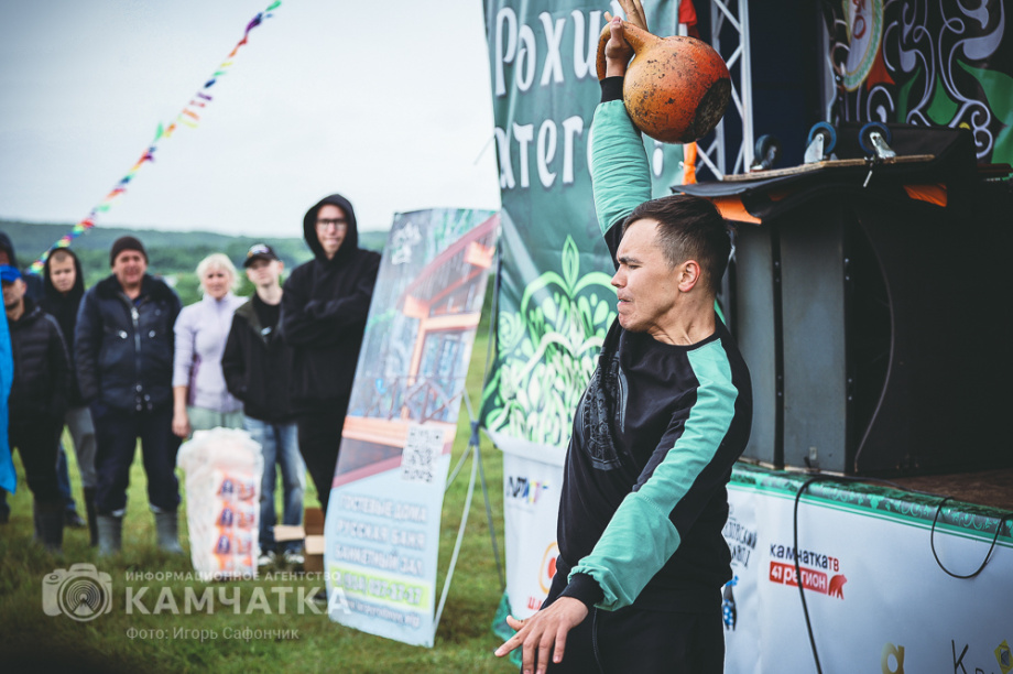 Сабантуй на Камчатке - Нас мало, но мы в кефире!  . Фото: ИА «Камчатка» \ Игорь Сафончик. Фотография 15