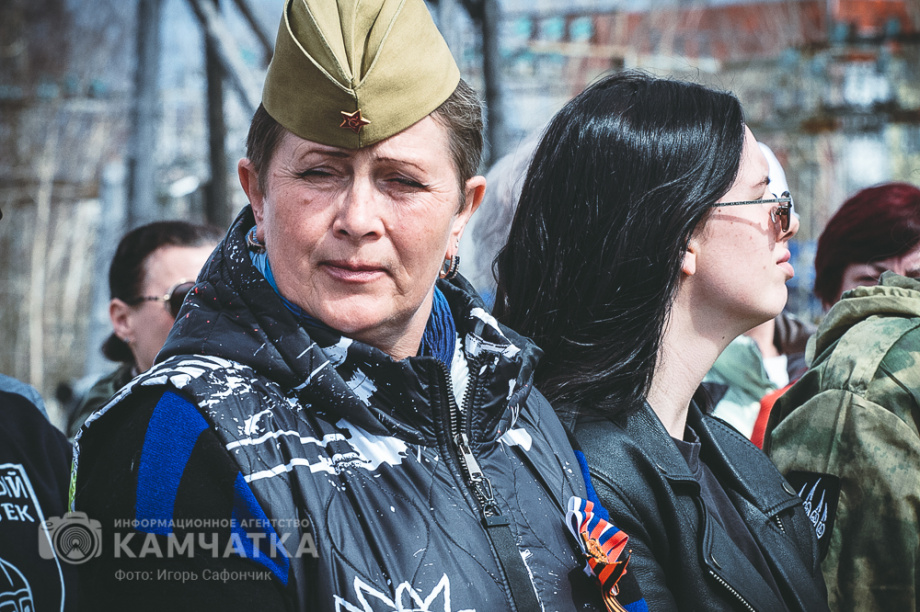 В честь 80-й годовщины Дня Победы на Камчатке провели рекордный автопробег  . . Фотография 66