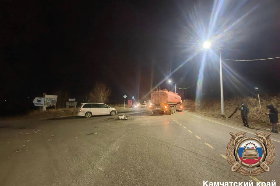 Житель Камчатки пострадал в аварии с бензовозом. Фото: Госавтоинспекция Камчатского края. Фотография 2
