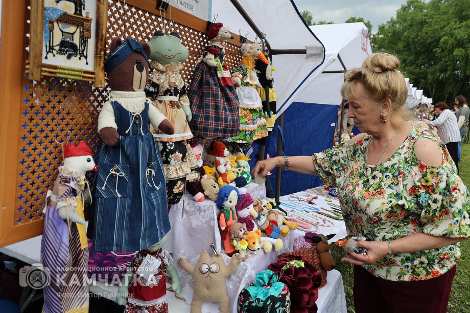 Мы славяне! — народное гуляние в Елизово было ярким и позитивным. Фото: ИА «Камчатка» \ Виктор Гуменюк. Фотография 7