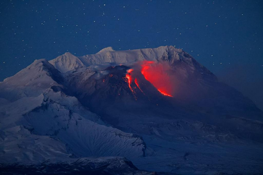 Вулкан Шивелуч на Камчатке готовится к мощному извержению - учёные . Фото: Юрий Демянчук. Фотография 4