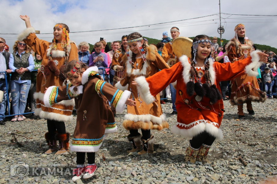 Камчатский праздник бубна перенесли на закрытую площадку. Фото: Виктор Гуменюк, архив ИА "Камчатка"