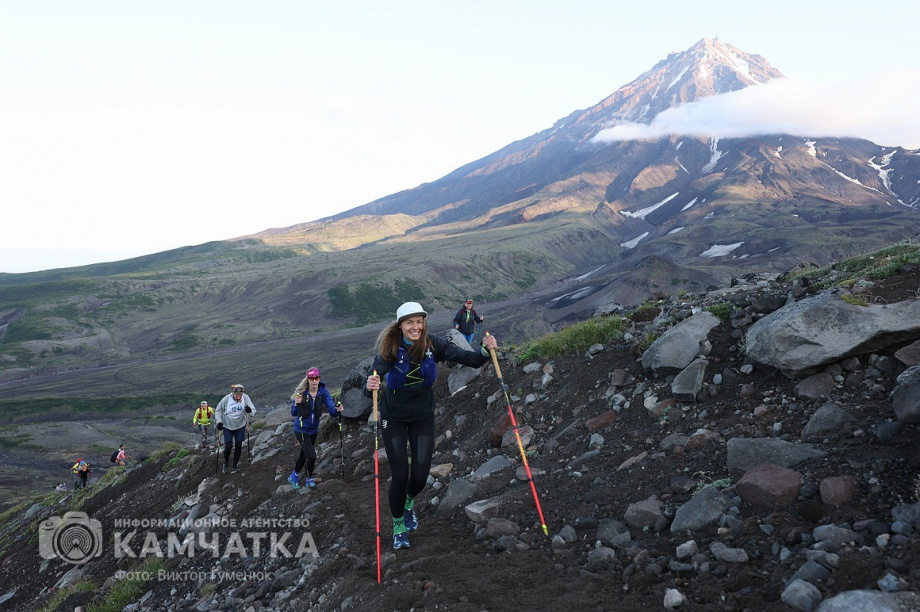 День вулкана на Камчатке собрал почти 2000 восходителей. фото: Виктор Гуменюк. Фотография 28
