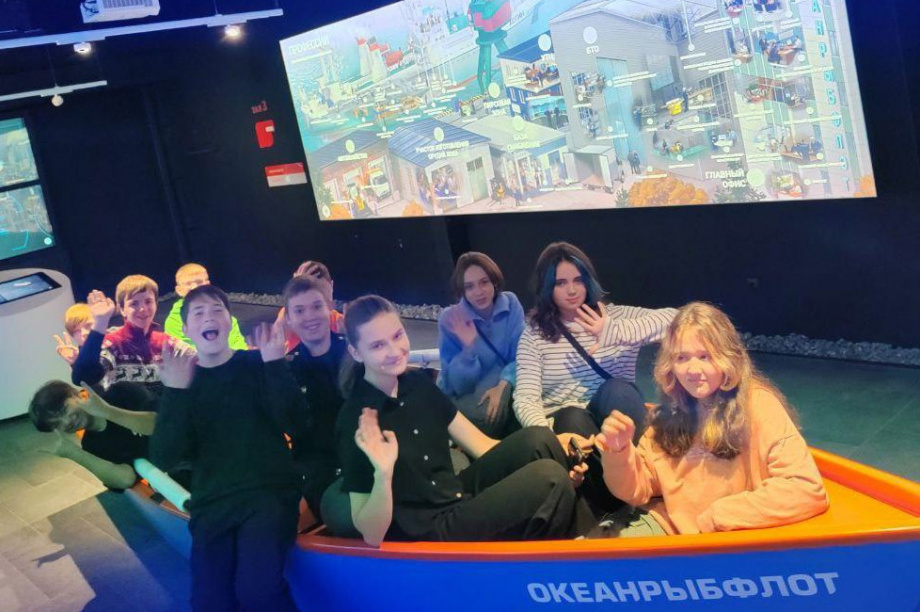 Школьники Петропавловска активно участвуют в профориентационных мероприятиях. Фото организаторов. Фотография 4