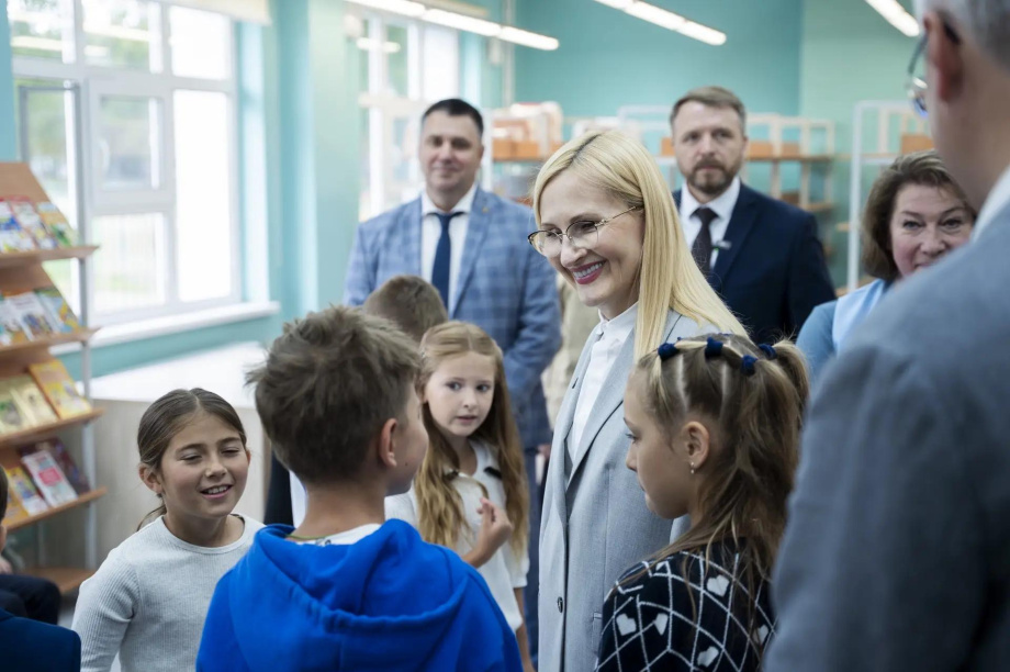 Ирина Яровая: новый корпус школы № 1 в Елизове получил высокую оценку детей. . Фотография 12