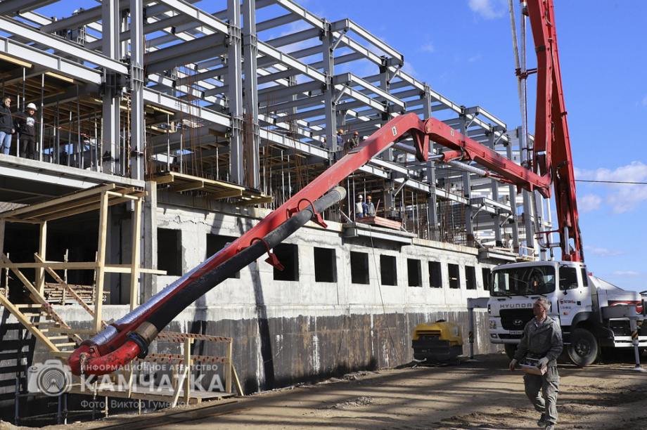 Строитель — профессия мира и созидания. Фото: ИА «Камчатка»\Виктор Гуменюк. Фотография 18