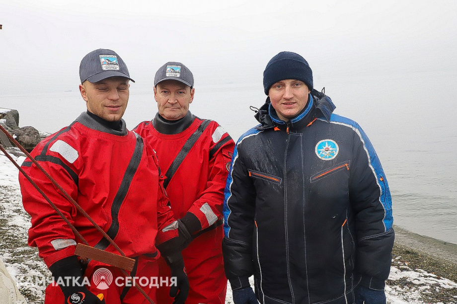 Заплыв в поддержку российских военных провели в бухте на Камчатке. Фоторепортаж. Фото: Виктор Гуменюк\ИА "Камчатка". Фотография 1