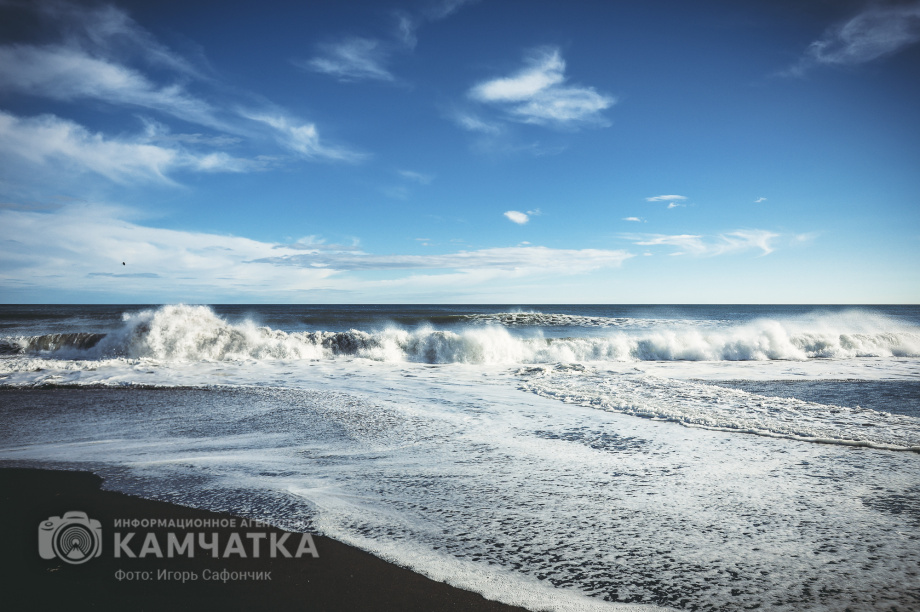 Осенний Тихий океан поразил горожан буйством стихии (фоторепортаж). Фото: «Камчатка Сегодня» \ Игорь Сафончик. Фотография 7