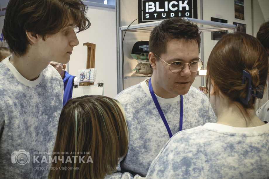 XIV-я Ярмарка социальных инициатив состоялась в Петропавловске-Камчатском (фоторепортаж). Фото: «Камчатка Сегодня» \ Игорь Сафончик. Фотография 9