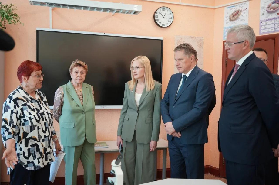 Ирина Яровая инициировала создание на Камчатке программы заботы о здоровье ребенка в школе. . Фотография 3