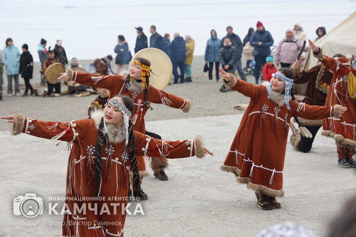 Праздник Весны и Миролюбия прошёл на Камчатке. Фото: Виктор Гуменюк. Фотография 49