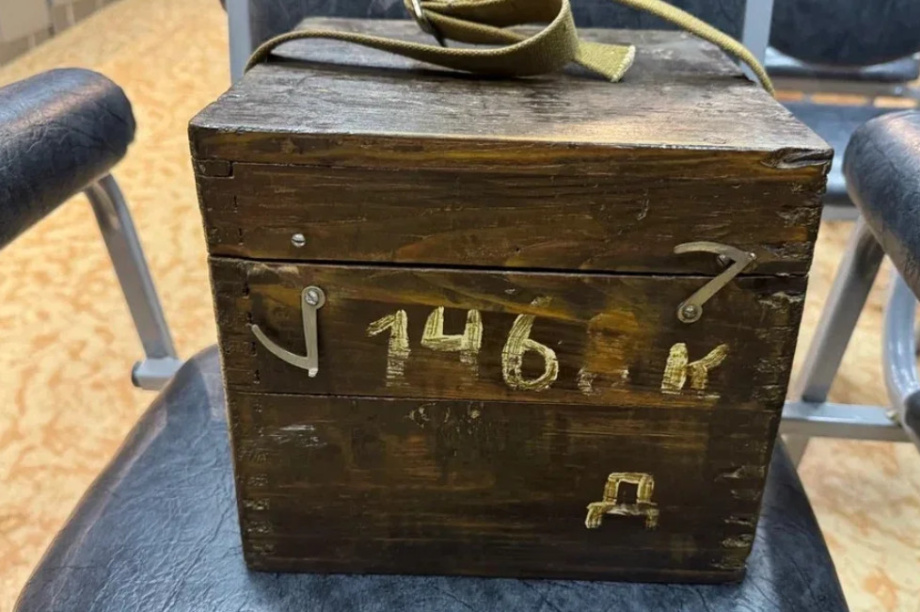 Владимир Солодов передал музею в Усть-Большерецке ценные экспонаты . Фото: kamgov.ru. Фотография 2