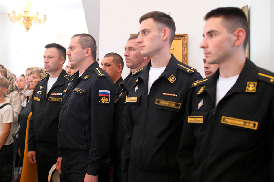 Военнослужащие ТОФ на Камчатке поклонились православной святыне . Фото: пресс-служба Тихоокеанского флота. Фотография 3
