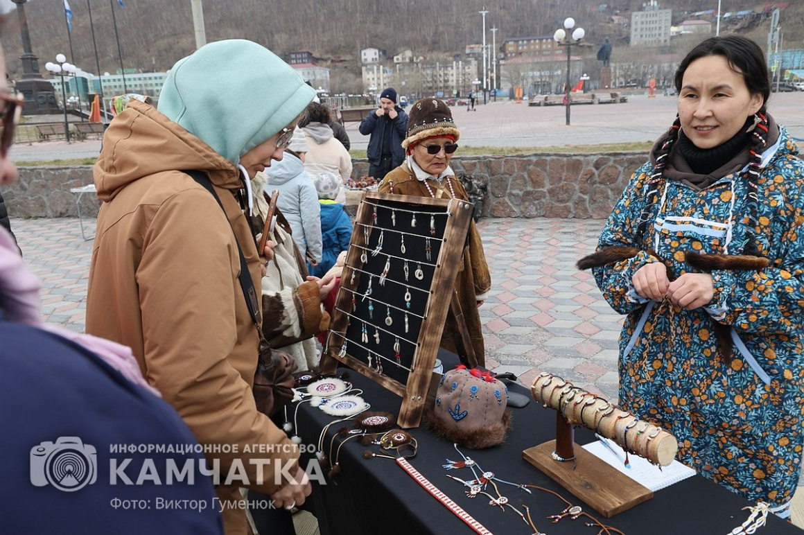 Праздник Весны и Миролюбия прошёл на Камчатке. Фото: Виктор Гуменюк. Фотография 3