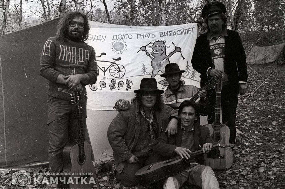 Камчатцы отмечают международный день бардовской песни. Фотоподборка. Фото: Виктор Гуменюк. Фотография 10