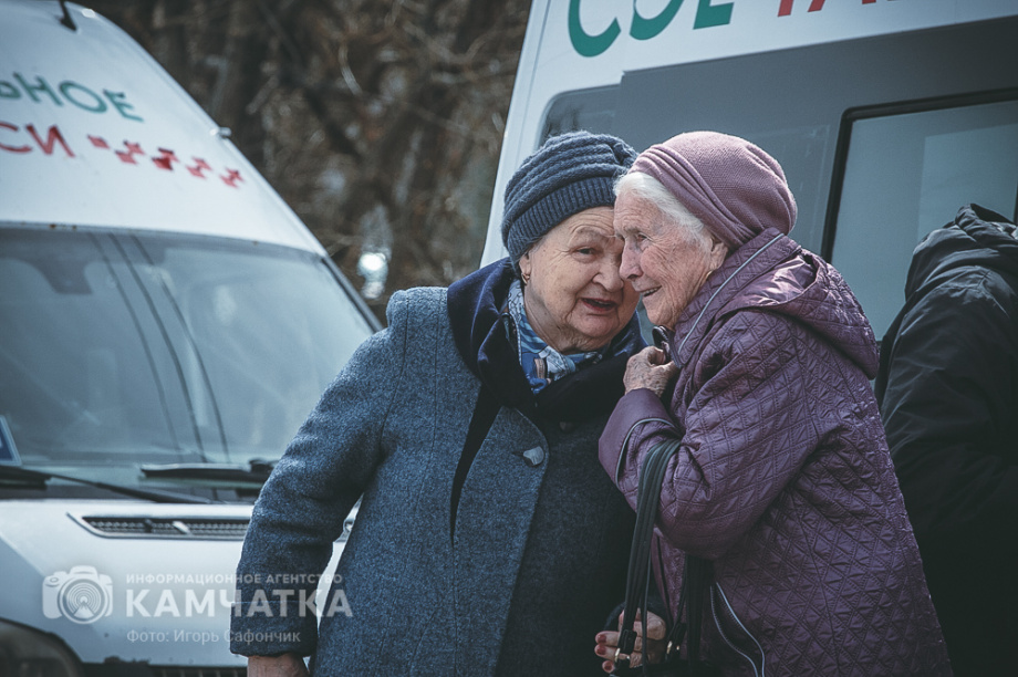 В честь 80-й годовщины Дня Победы на Камчатке провели рекордный автопробег  . . Фотография 18