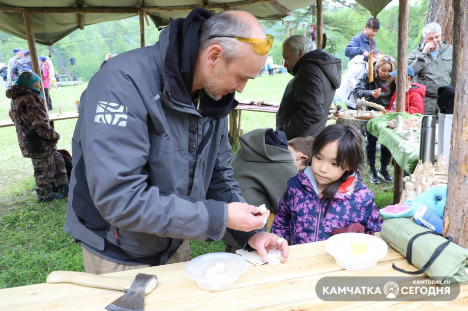 Богородское ремесло в Анавгае. Фото: Виктор Гуменюк / информационное агентство "Камчатка". Фотография 6