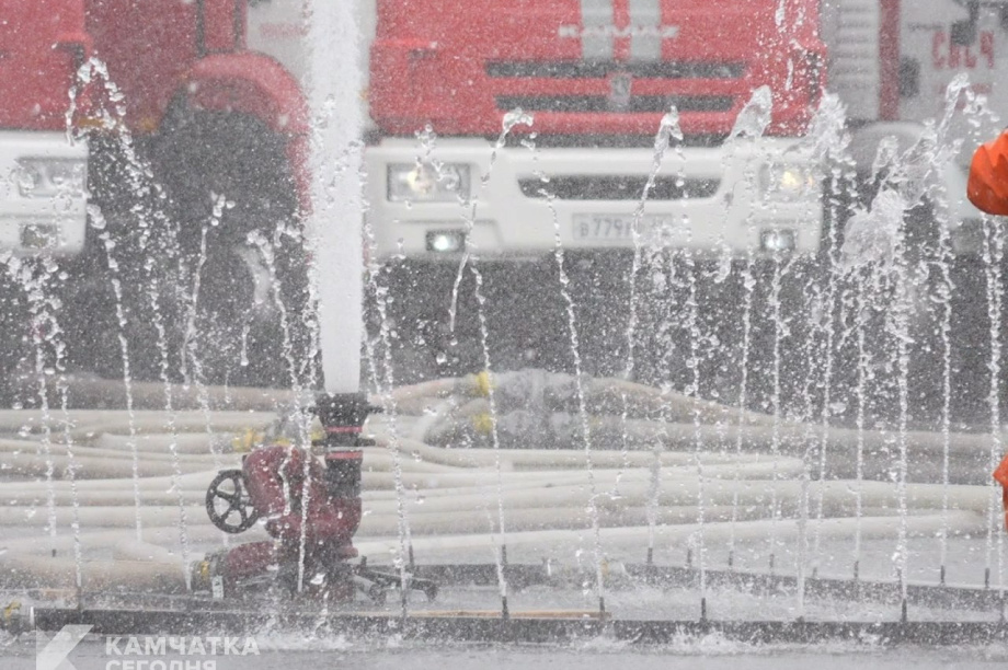 На Камчатке отметили 377 лет пожарной охраны (фоторепортаж). . Фотография 33